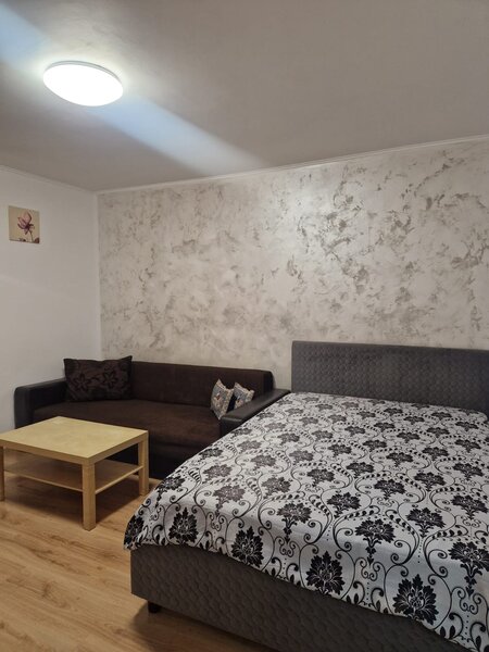 Drumul Taberei, Sibiu, inchiriere garsoniera, p/10 semidecomandata, mobilat