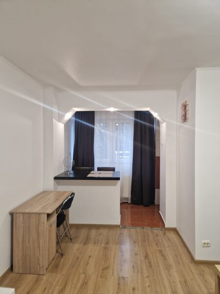 Drumul Taberei, Sibiu, inchiriere garsoniera, p/10 semidecomandata, mobilat