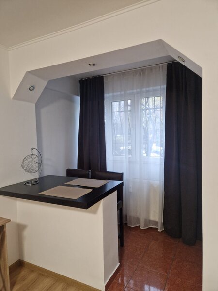 Drumul Taberei, Sibiu, inchiriere garsoniera, p/10 semidecomandata, mobilat